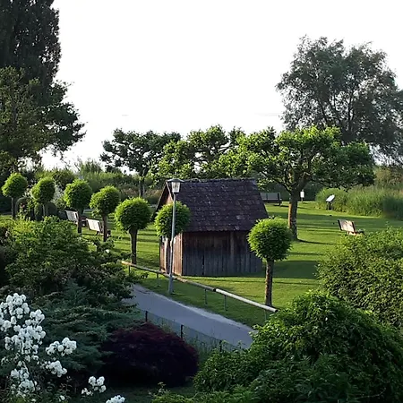 Bank Am Apartmán Immenstaad am Bodensee
